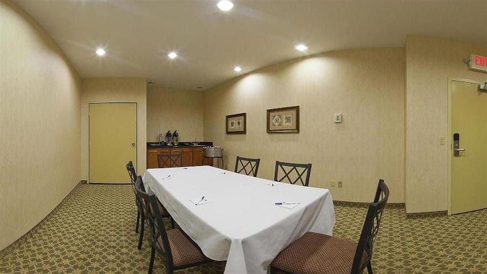 Holiday Inn Express Windsor Sonoma Wine Country By Ihg מראה חיצוני תמונה
