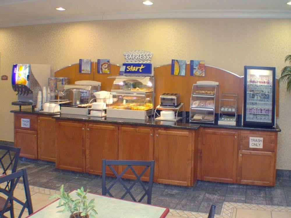 Holiday Inn Express Windsor Sonoma Wine Country By Ihg מסעדה תמונה